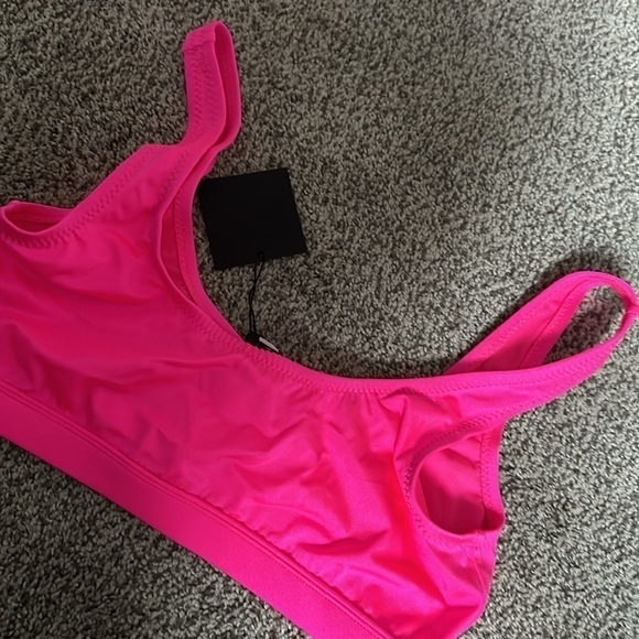 Women’s Hot Pink Bikini Top Scooped Neck Pullover Lined No Padding XL NWT - Picture 2 of 6